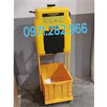 Bồn rửa mắt di động xe đẩy 53Lit