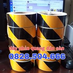 Đề can dán sàn phản quang